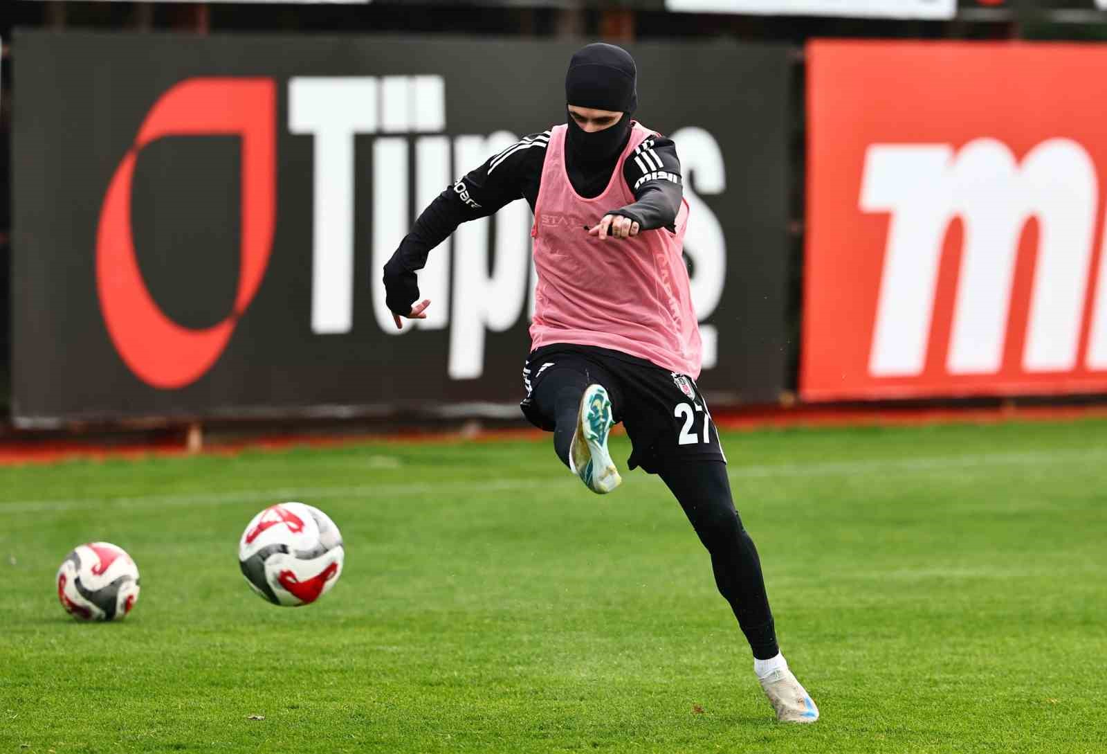 besiktas trabzonspor macinin hazirliklarina devam etti 1 PCJncyph