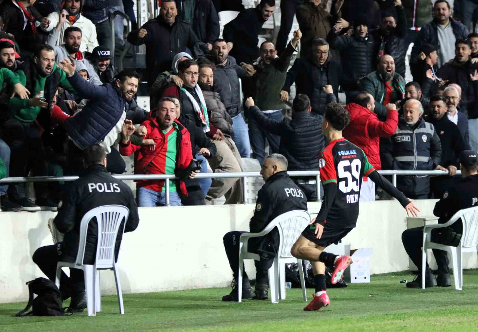 Beşiktaş ve Trabzonspor da Adem Yeşilyurt’la ilgileniyor 8 besiktas ve trabzonspor da adem yesilyurtla ilgileniyor 4 tL6RmPDP