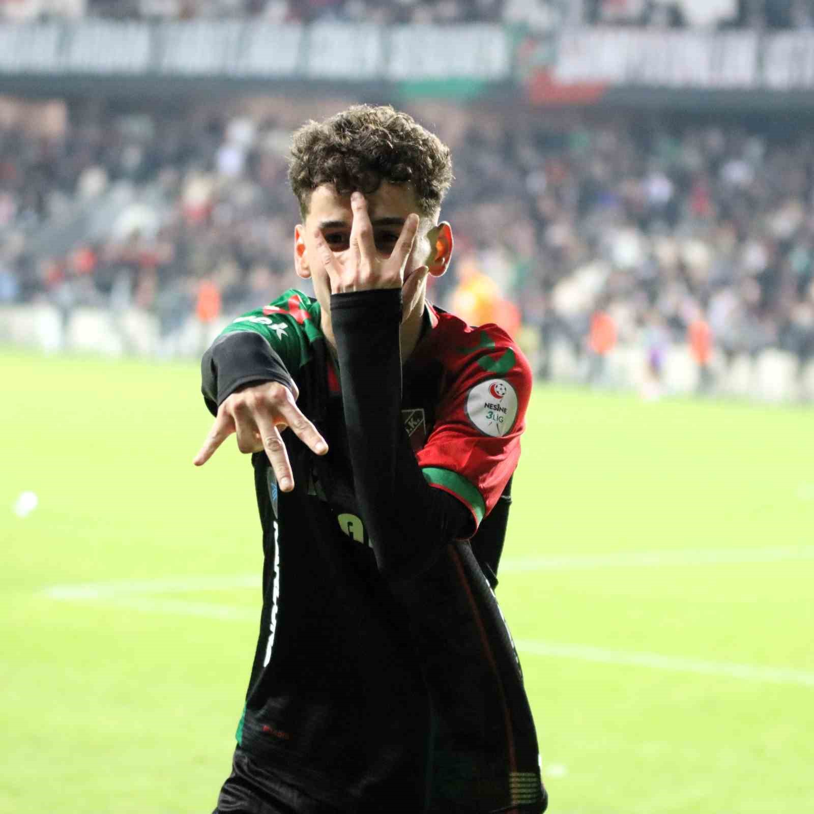 Beşiktaş ve Trabzonspor da Adem Yeşilyurt’la ilgileniyor 11 besiktas ve trabzonspor da adem yesilyurtla ilgileniyor 7 9AgUpfQB