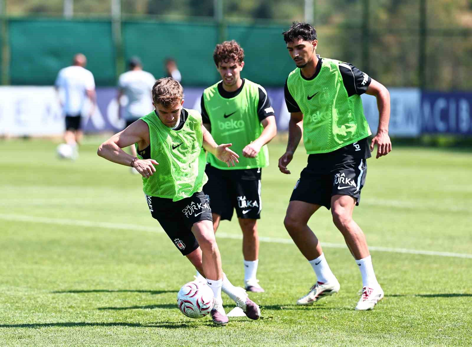 besiktas yeni sezon hazirliklarinin istanbul etabini tamamlandi 0 kmcWVN1v