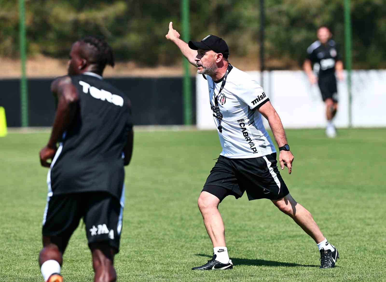 besiktas yeni sezon hazirliklarinin istanbul etabini tamamlandi 2 qX7nkuXT