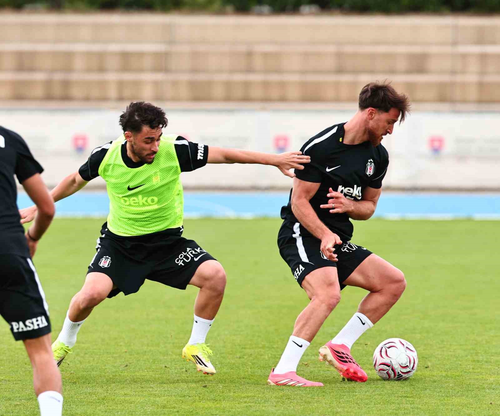 Beşiktaş, yeni sezona Slovakya’da hazırlanıyor 8 besiktas yeni sezona slovakyada hazirlaniyor 4 b5PTslQs