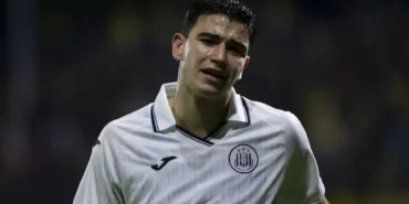 besiktasa-transferi-beklenen-yasin-ozcan-sakatlanarak-oyundan-cikti-1769412307