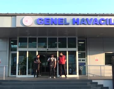 besiktasin-anlasmaya-vardigi-alexander-nubel-istanbula-geldi-WqrSKFSS.jpg