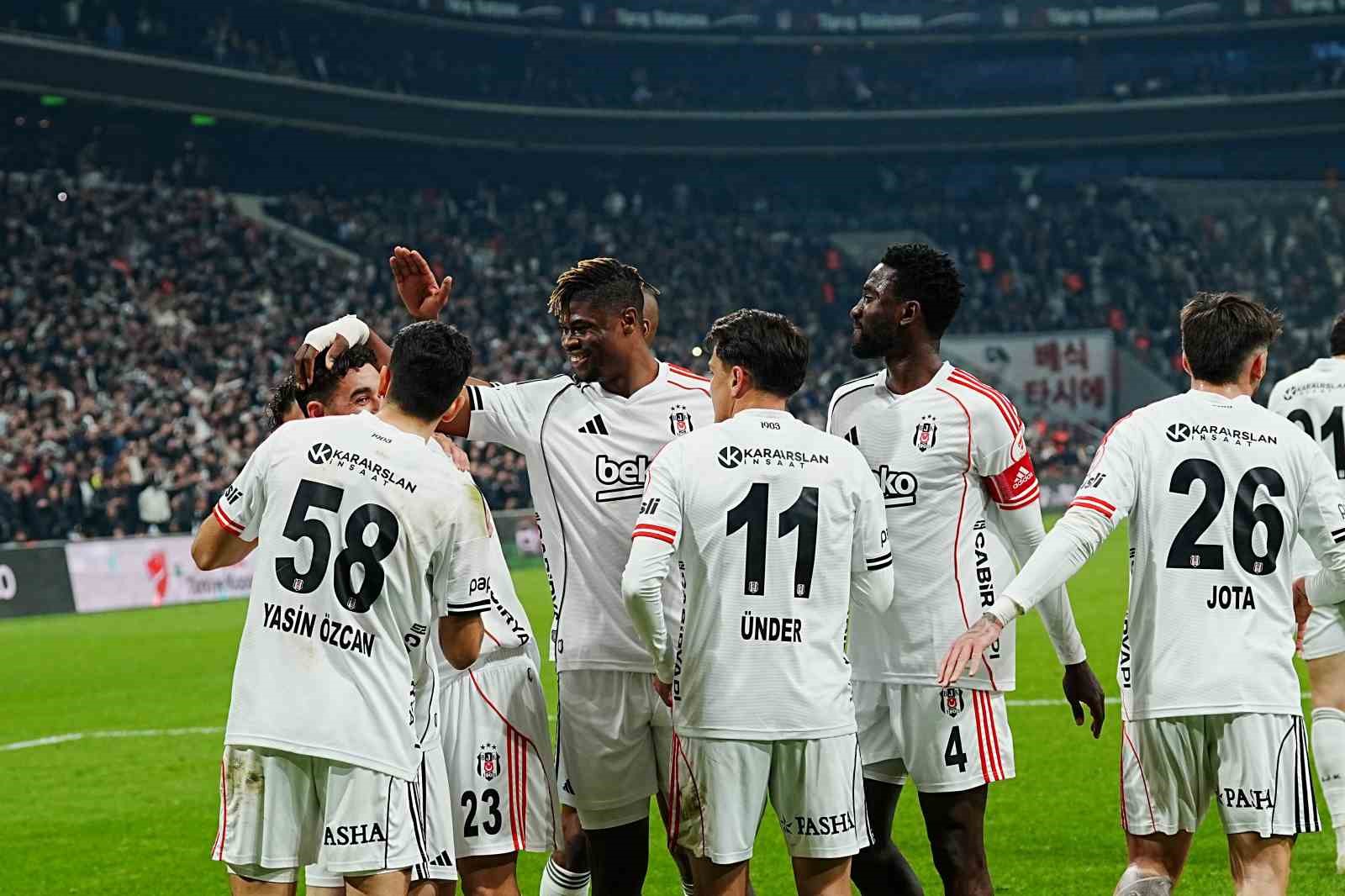 besiktasin derbide rakibi galatasaray 1 RT96hLah