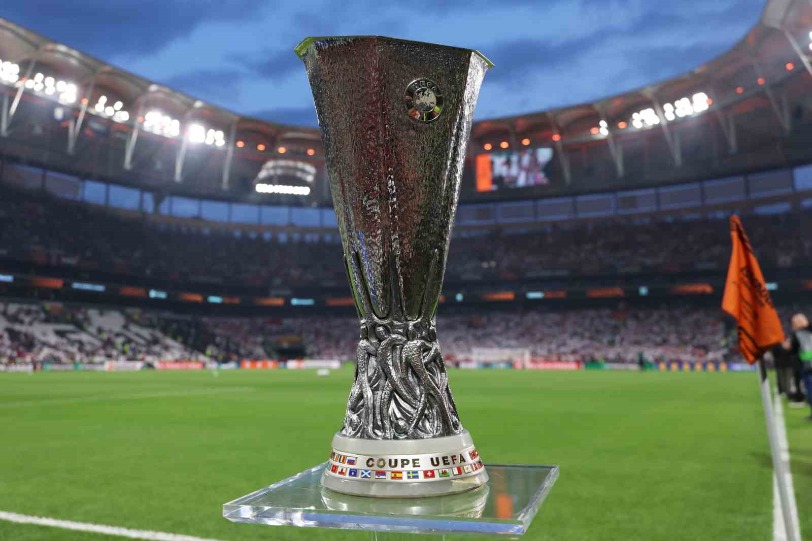 besiktasin-rakibi-midtjylland-oldu-nvX1NAEj.jpg
