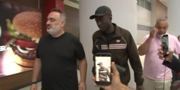 besiktasin-yeni-transferi-ouattara-istanbula-geldi-yHe4hNcY.jpg