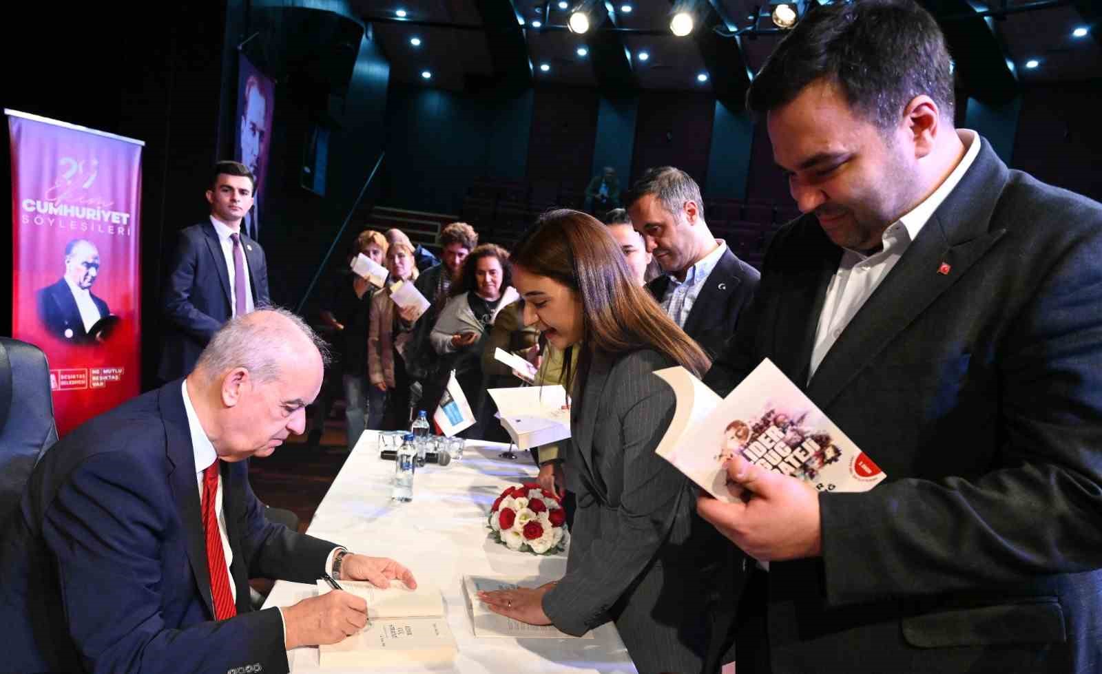 besiktasta 26 genelkurmay baskani ilker basbug cumhuriyetin izinde turkiyenin yarini soylesisini gerceklestirdi 1 6Hzpn5AU