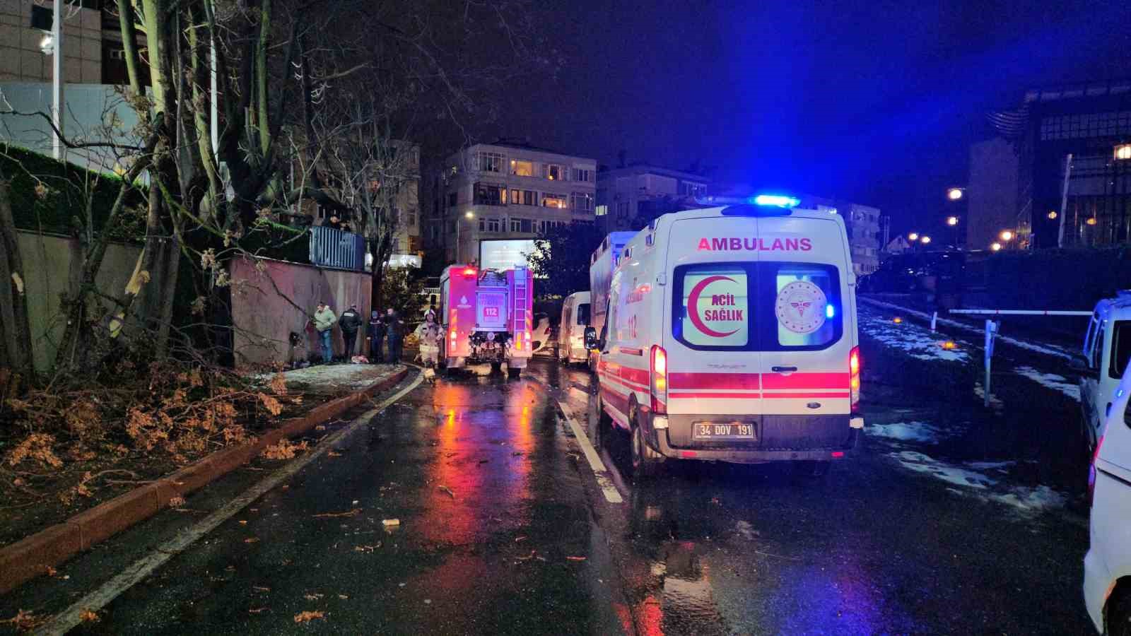 besiktasta alkollu surucu ortaligi birbirine katti 2 yarali 7 9Pezzj9a