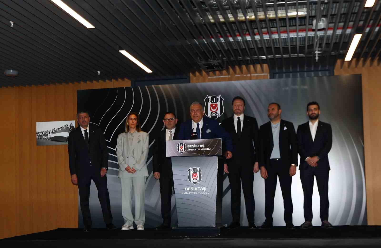 Beşiktaş’ta bayramlaşma töreni yapıldı 7 besiktasta bayramlasma toreni yapildi 3 6n4vO8bC