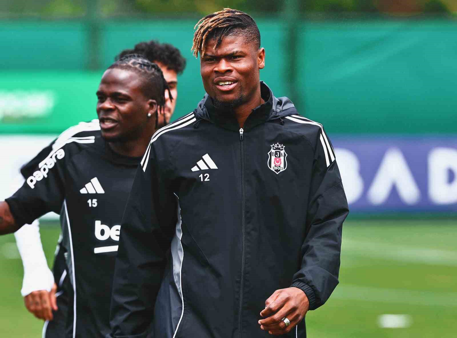 Beşiktaş’ta Çaykur Rizespor maçı hazırlıkları tamamlandı 4 besiktasta caykur rizespor maci hazirliklari tamamlandi 0 bXnpOQd1