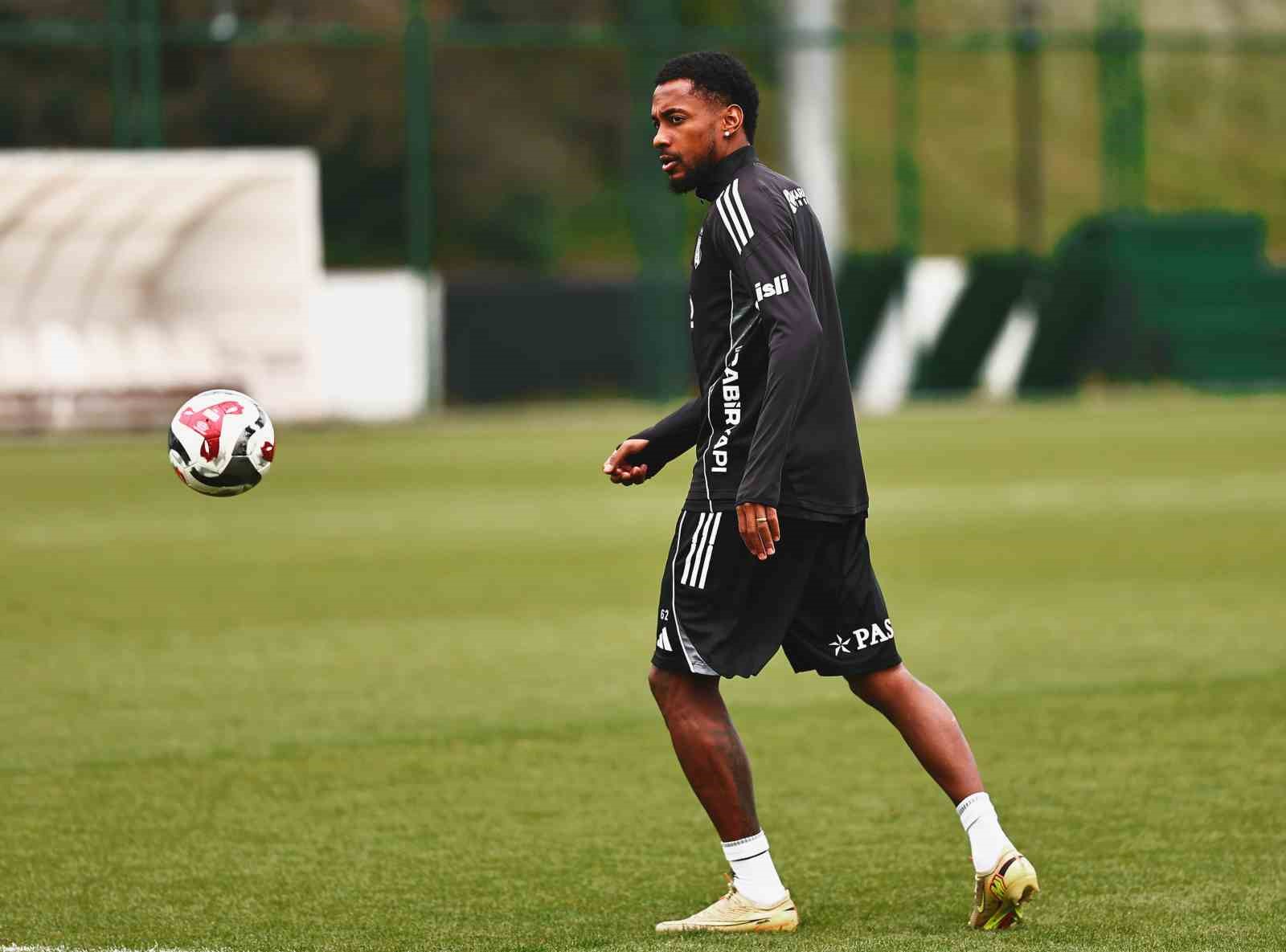 Beşiktaş’ta Çaykur Rizespor maçı hazırlıkları tamamlandı 5 besiktasta caykur rizespor maci hazirliklari tamamlandi 1 58rpdTGz