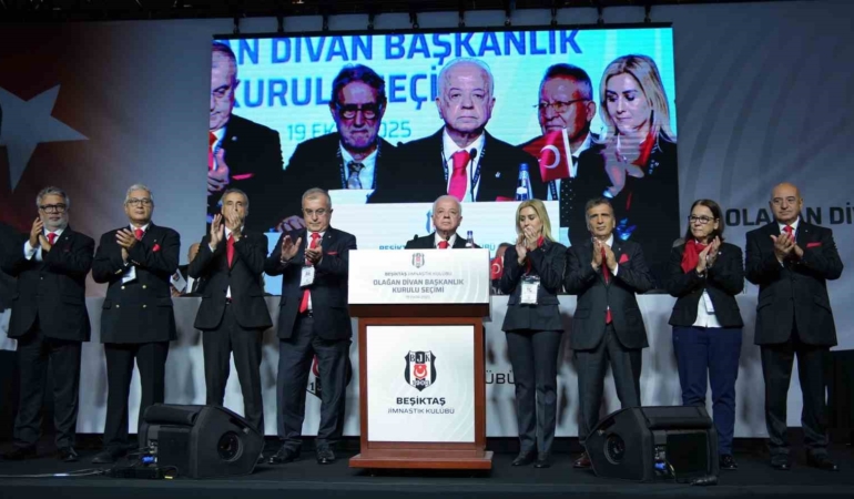 besiktasta-divan-baskani-adaylar-konusmalarini-gerceklestirdi-Dy6gLRxC.jpg