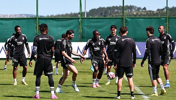 Beşiktaş’ta Gaziantep FK maçı hazırlıkları devam etti 4 besiktasta gaziantep fk maci hazirliklari devam etti 0 XidWbaY4