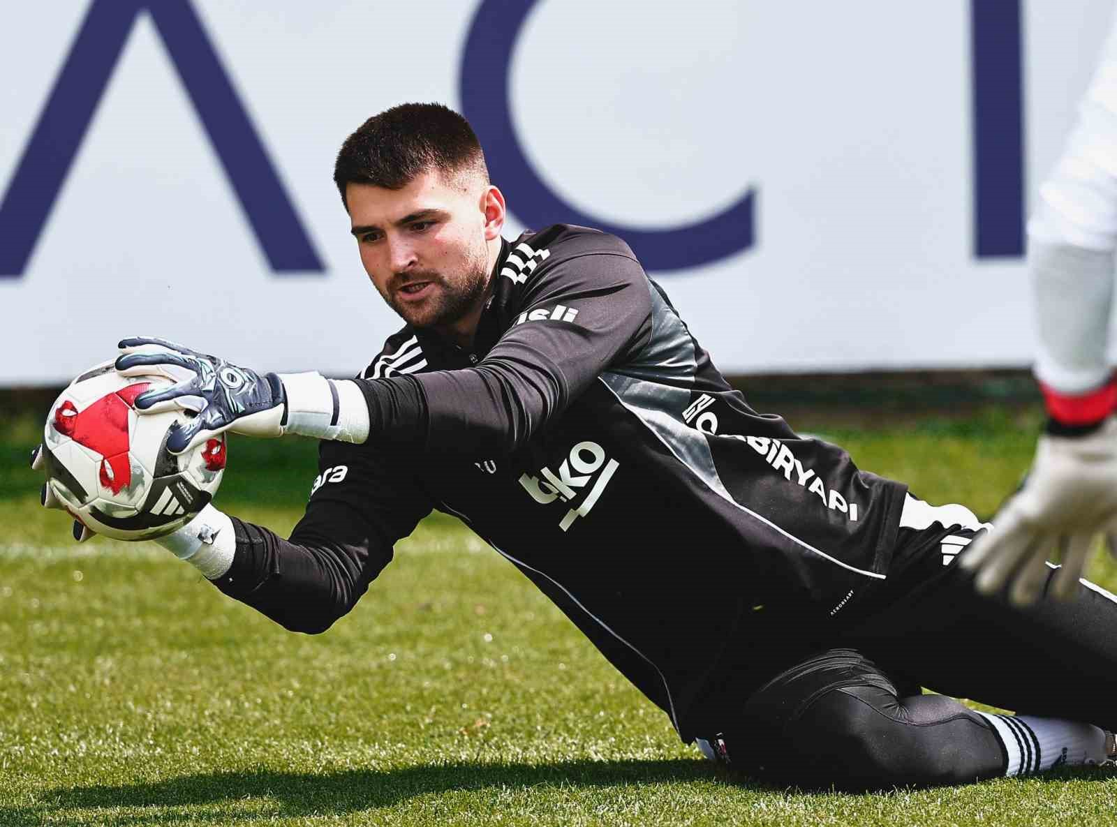 Beşiktaş’ta, Gaziantep Futbol Kulübü maçı hazırlıkları tamamlandı 6 besiktasta gaziantep futbol kulubu maci hazirliklari tamamlandi 2 gSXBwyQh