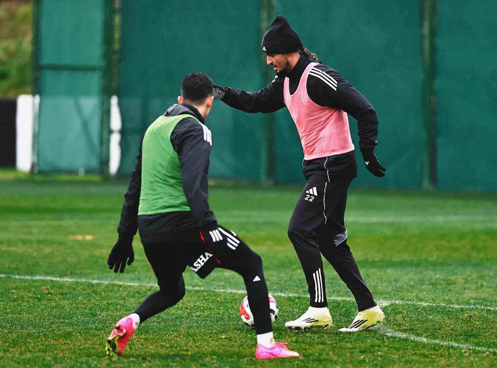 besiktasta kocaelispor macinin hazirliklari basladi 0 Mp9f4mTg