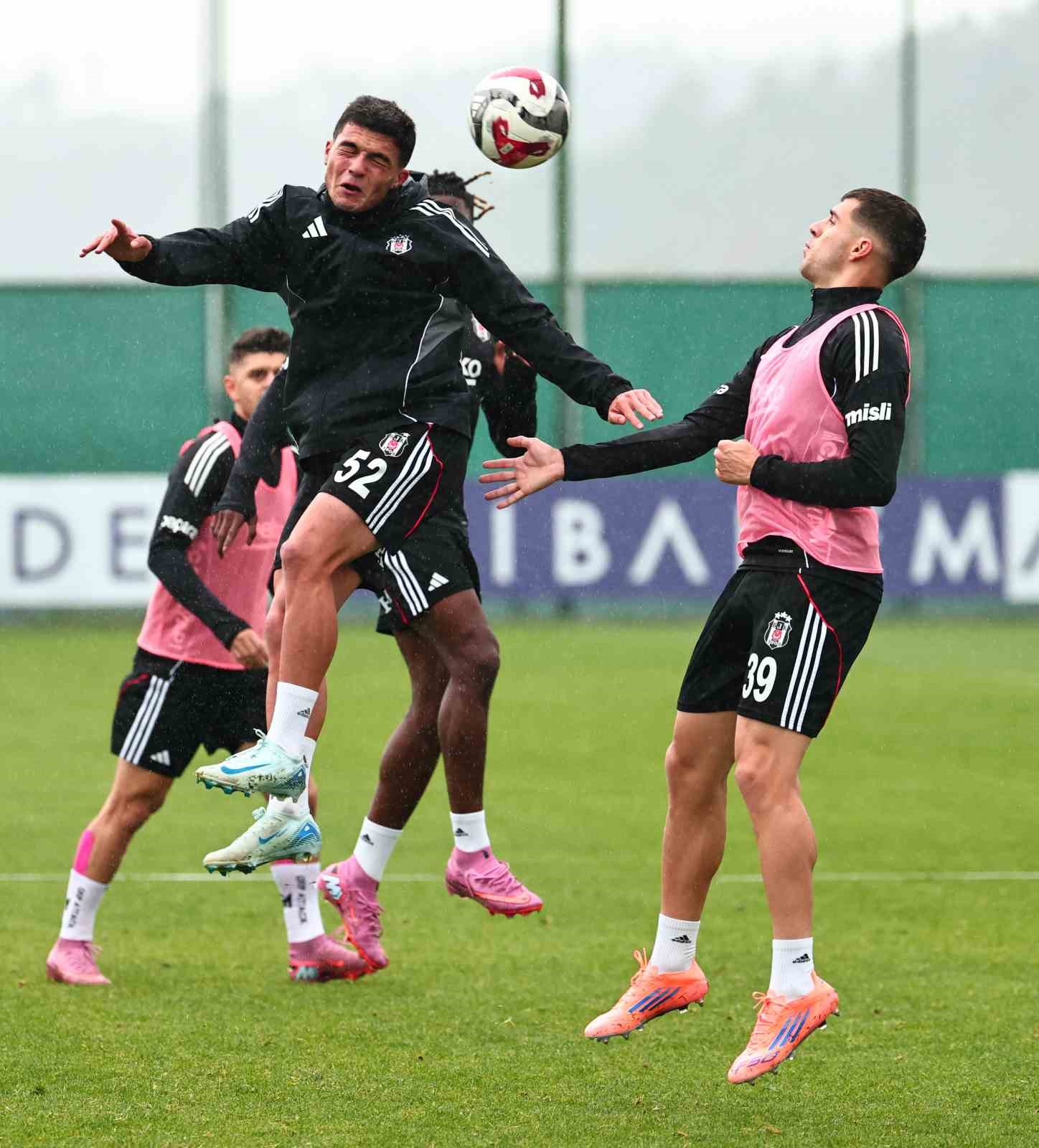 besiktasta konyaspor maci hazirliklari basladi 4 sgAkVeeU
