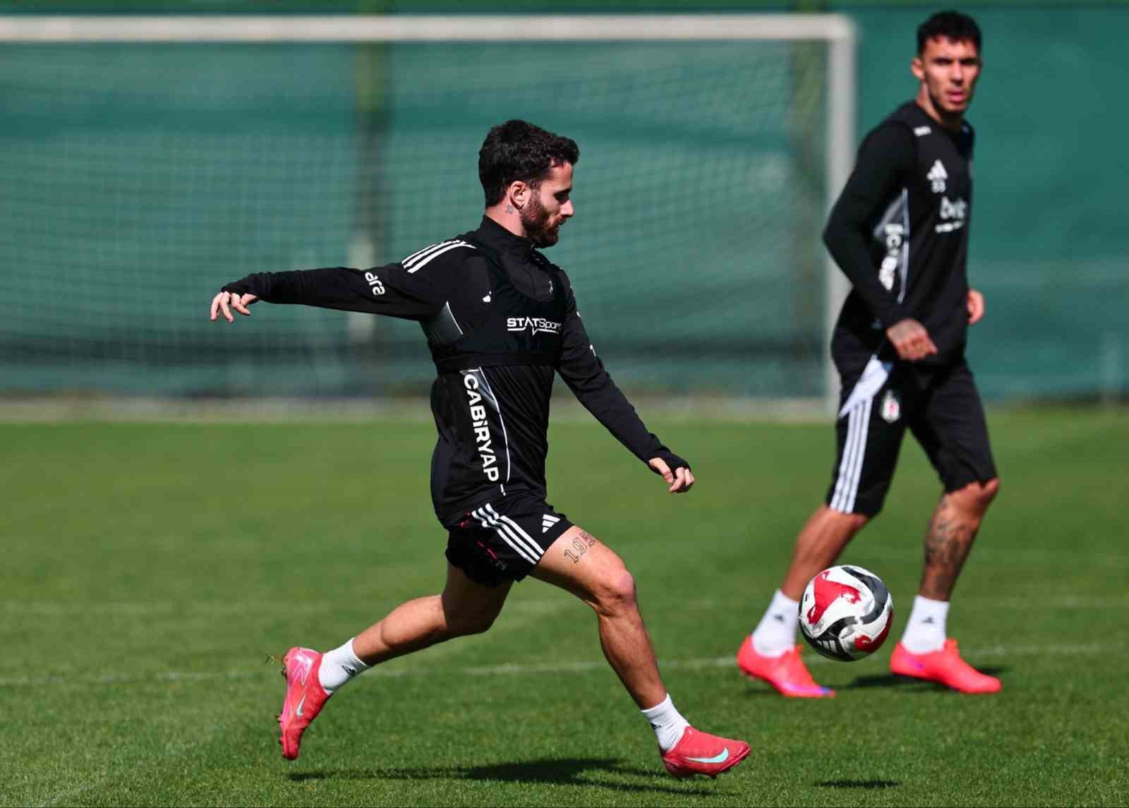 besiktasta konyaspor maci hazirliklari devam etti 2 XMyO86Z3