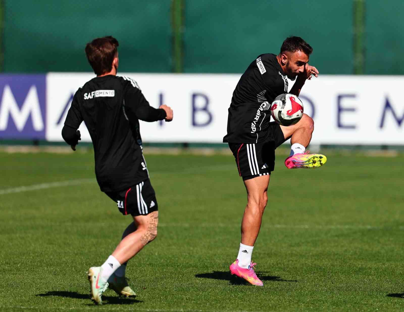 Beşiktaş’ta Konyaspor maçının hazırlıkları tamamlandı 5 besiktasta konyaspor macinin hazirliklari tamamlandi 1 pkcIQmNQ