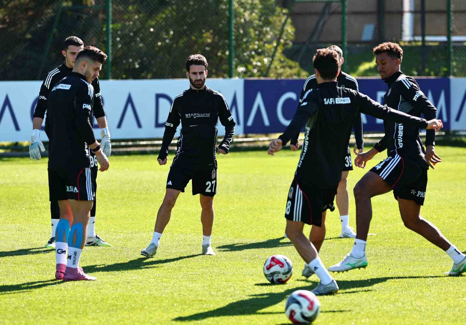 Beşiktaş’ta Konyaspor maçının hazırlıkları tamamlandı 6 besiktasta konyaspor macinin hazirliklari tamamlandi 2 vdpz9QlB