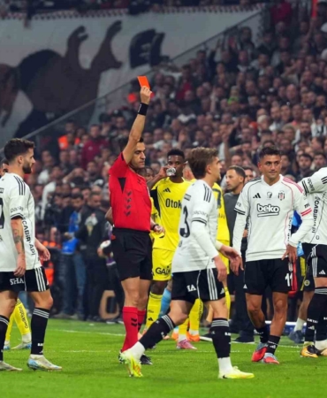 besiktasta-ligin-ilk-yarisinda-en-cok-sure-alan-ndidi-oldu-5O5ZRPdO.jpg