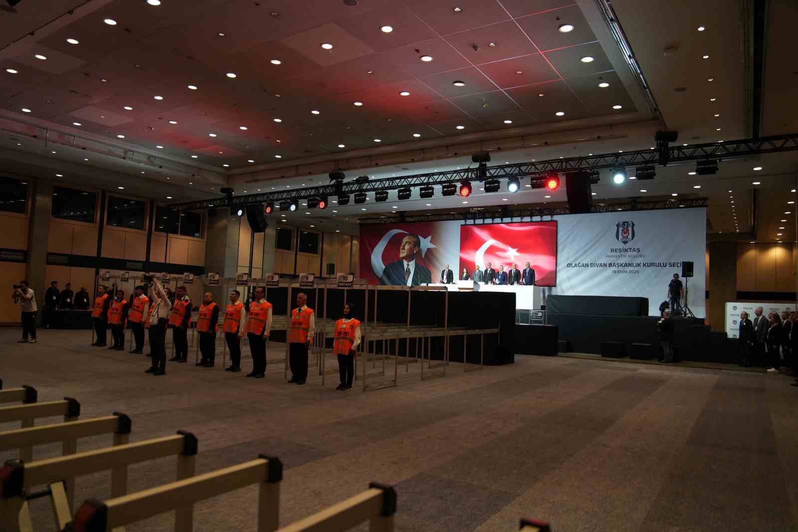 besiktasta olagan divan kurulu baskanlik secimi basladi 2 RLY39ECl