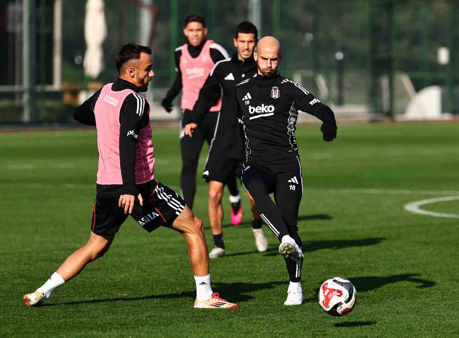 Beşiktaş’ta Rizespor maçı hazırlıkları başladı 5 besiktasta rizespor maci hazirliklari basladi 1 Jw4vP11H