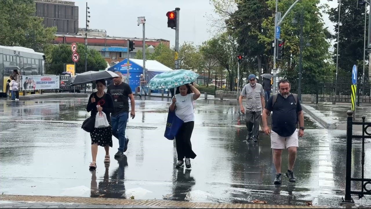 besiktasta saganak etkili oluyor 0 bHFy6q7K