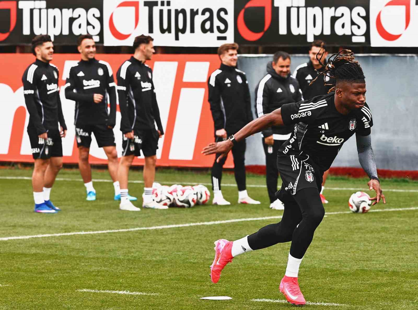 besiktasta samsunspor mesaisi devam etti 0
