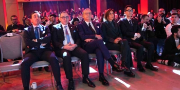 besiktasta-yeni-transferler-icin-imza-toreni-duzenlendi-ykm19LNO.jpg