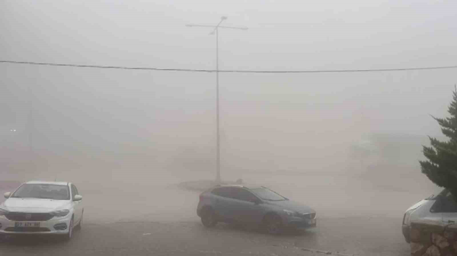 Besni’de yoğun sis etkili oldu 7 besnide yogun sis etkili oldu 3 MbiGz3OU