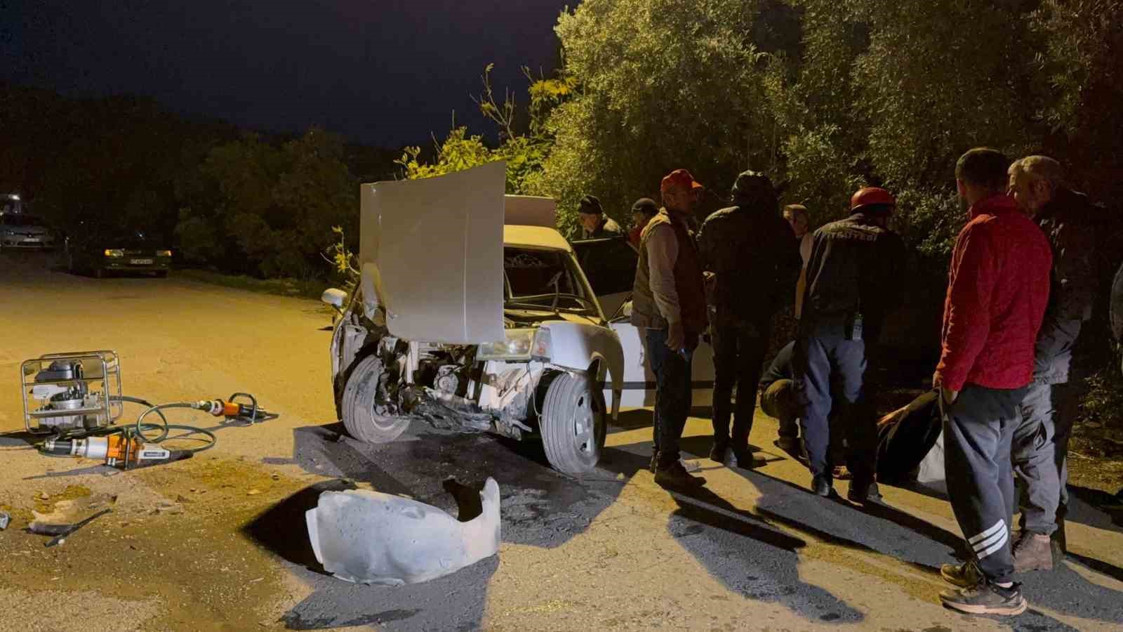 beton bloga carpan tofas hurdaya dondu 1 yarali 4 DTM1mcpV