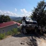 beton-mikseri-evin-catisina-dustu-faciadan-donuldu-L2ENj1Mn.jpg