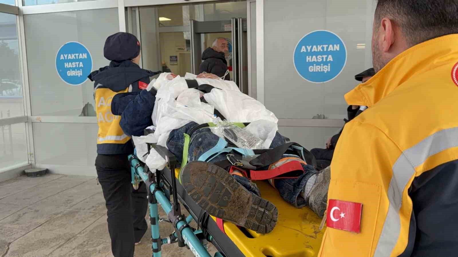 Beton mikserini yıkarken düşen sürücü hastanelik oldu 5 beton mikserini yikarken dusen surucu hastanelik oldu 1 OIslZnk5