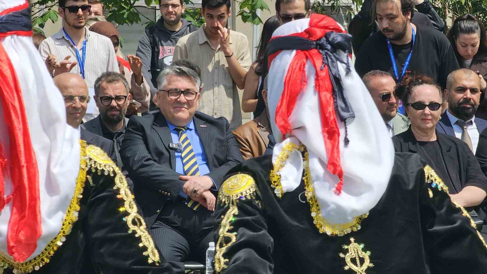 beunde 29 uluslararasi bilim ve genclik haftasi coskuyla basladi 0