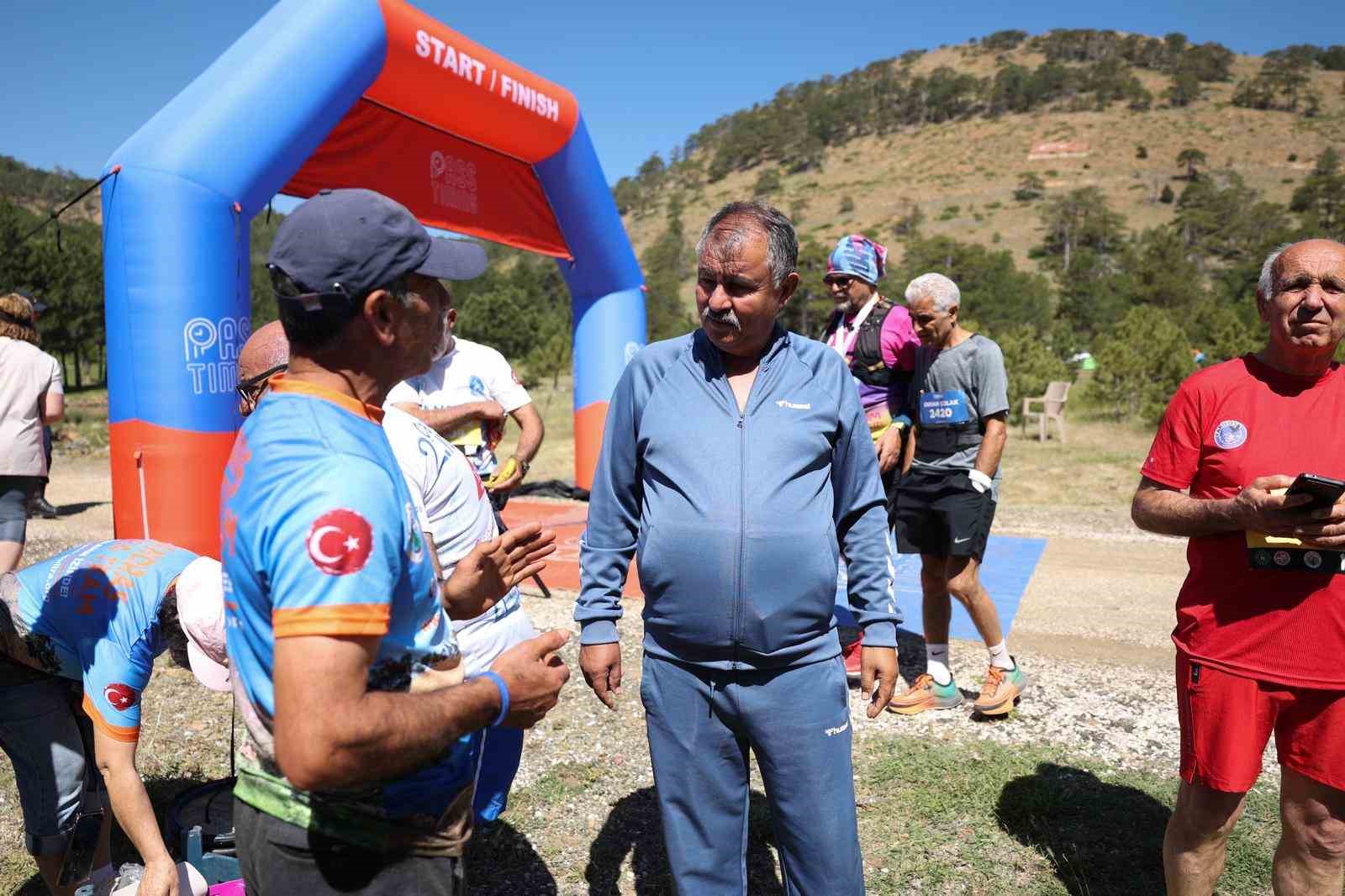beyagacin dogal hazinesi sandras ultra traile ev sahipligi yapti 19 jLD6U9zr