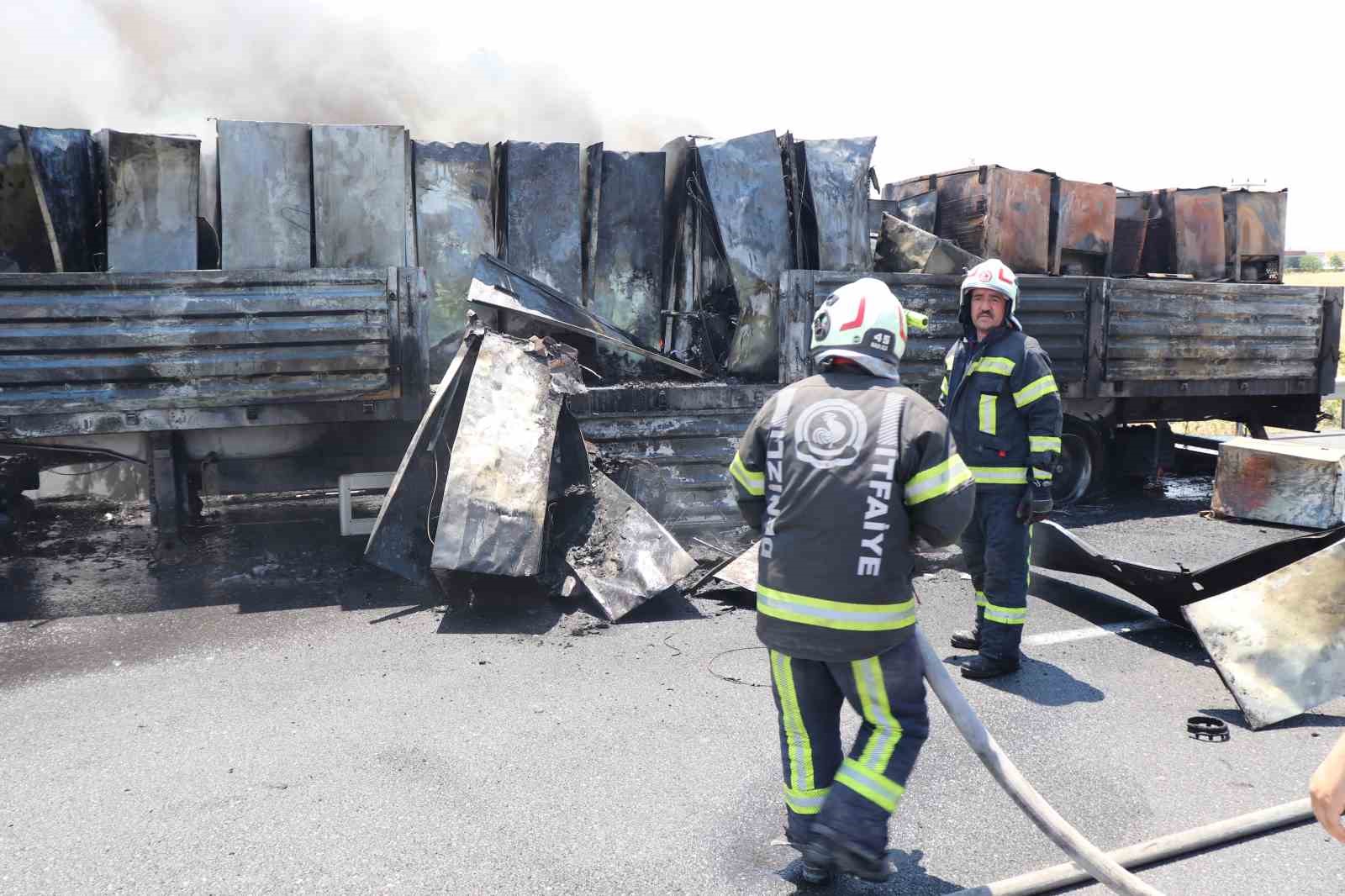 beyaz esya yuklu tirda cikan yangin tahil tarlalarina sicradi 3 ZW1pW8j2