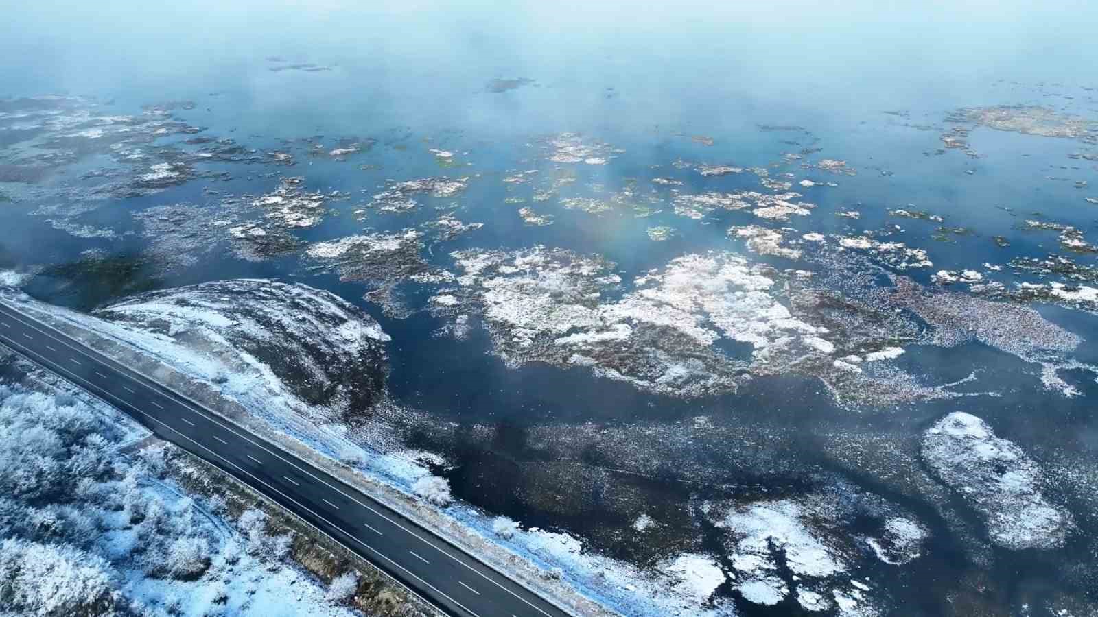 Beyaz gelinliğini giyen Ladik Gölü’nün güzelliği göz kamaştırdı 7 beyaz gelinligini giyen ladik golunun guzelligi goz kamastirdi 3 C2ZXLDW7