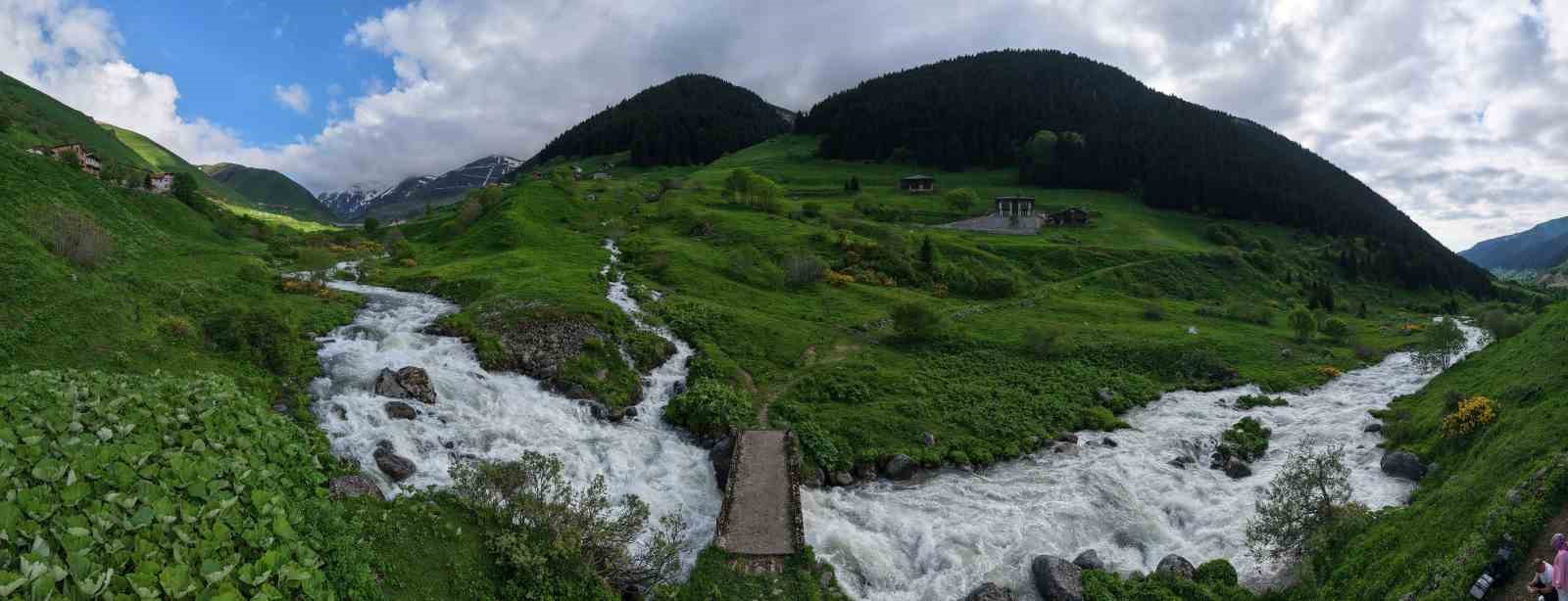 beyaz ortu kalkti rize yaylalari yesile burundu 1 NnNEGnfJ