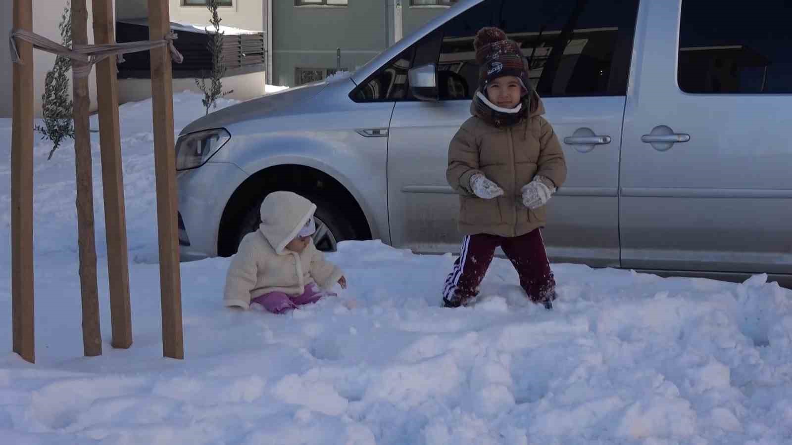 beyaza burunen indere konutlari depremzedelere sicak yuva oldu 4 JQuvIR2Q