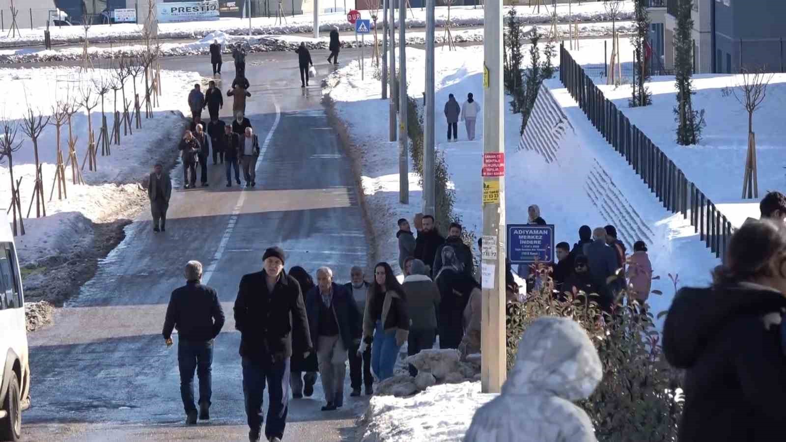 beyaza burunen indere konutlari depremzedelere sicak yuva oldu 6 BNJ2Ni1w
