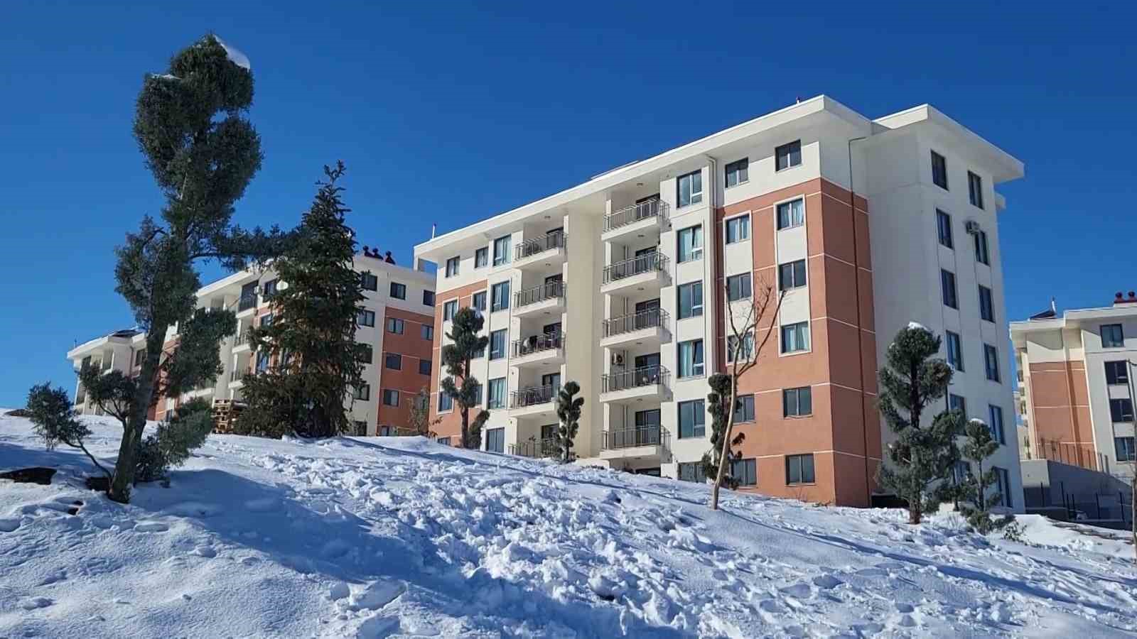 beyaza burunen indere konutlari depremzedelere sicak yuva oldu 7 eM6CCFTp