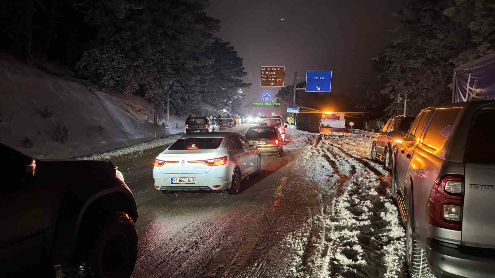 beyaza burunen uludagda jandarmadan siki denetim 4 zTYBjGGM