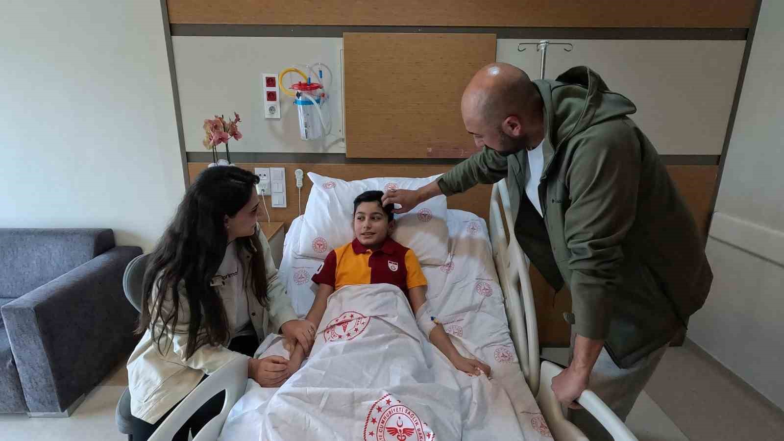 Beyin kanaması geçiren çocuk ameliyatsız tedavi ile hayata tutundu 6 beyin kanamasi geciren cocuk ameliyatsiz tedavi ile hayata tutundu 2 WZD8GL7r