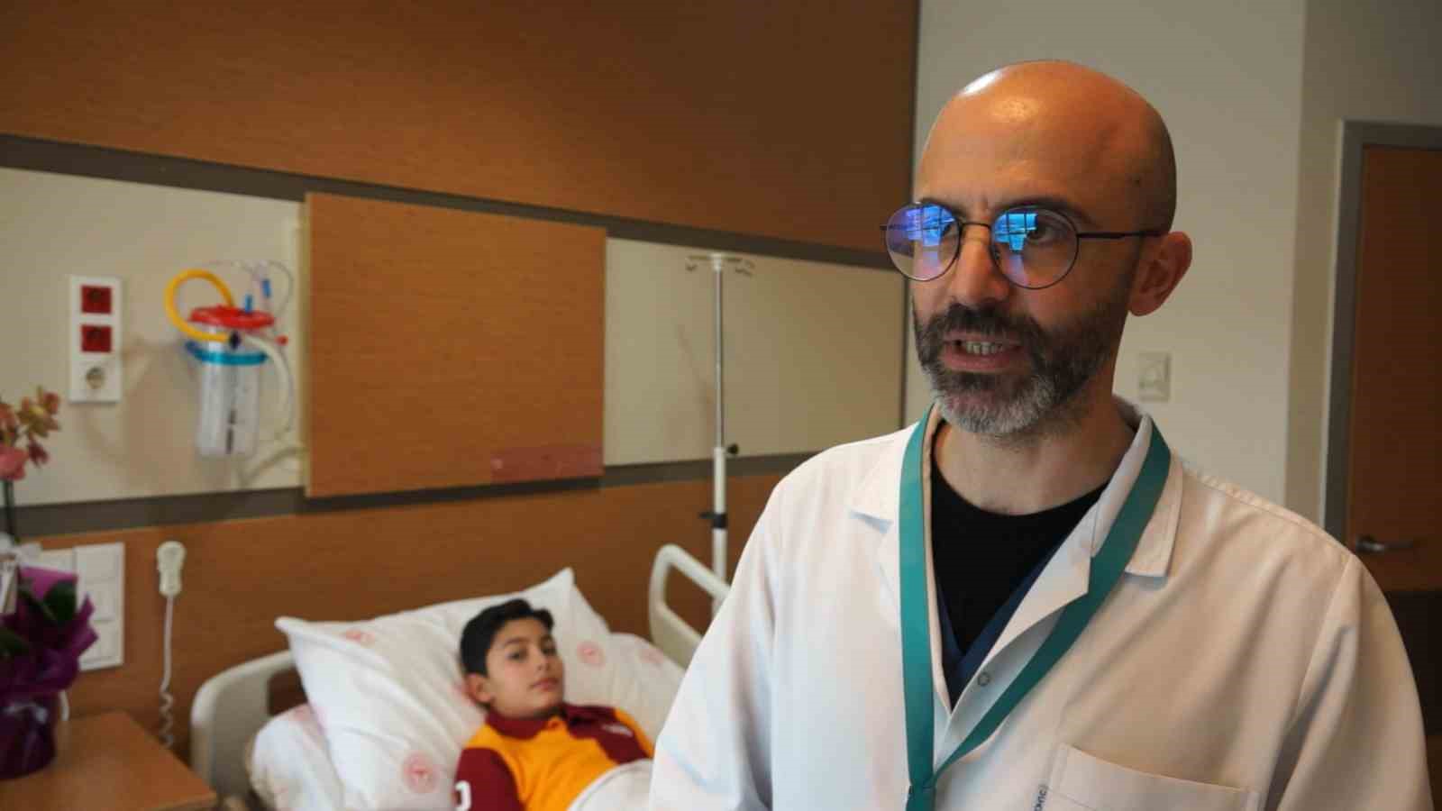 Beyin kanaması geçiren çocuk ameliyatsız tedavi ile hayata tutundu 8 beyin kanamasi geciren cocuk ameliyatsiz tedavi ile hayata tutundu 4