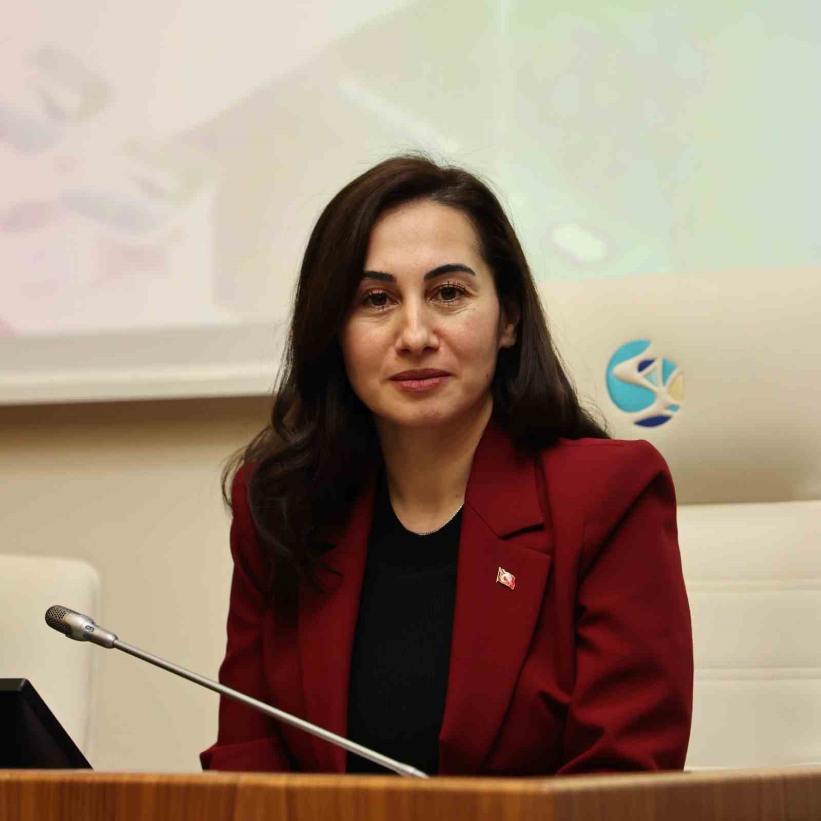 Beykoz Belediyesi Başkan Vekili Özlem Vural Gürzel, "Beykoz’da hizmete kilit vurmak isteyenlere geçit yok" 4 beykoz belediyesi baskan vekili ozlem vural gurzel beykozda hizmete kilit vurmak isteyenlere gecit yok V1sFLEvr