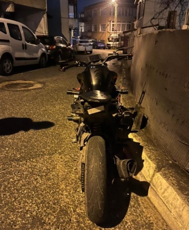beykozda-abarti-egzozlu-motosiklet-surucusune-454-bin-lira-ceza-AkIurC23.jpg