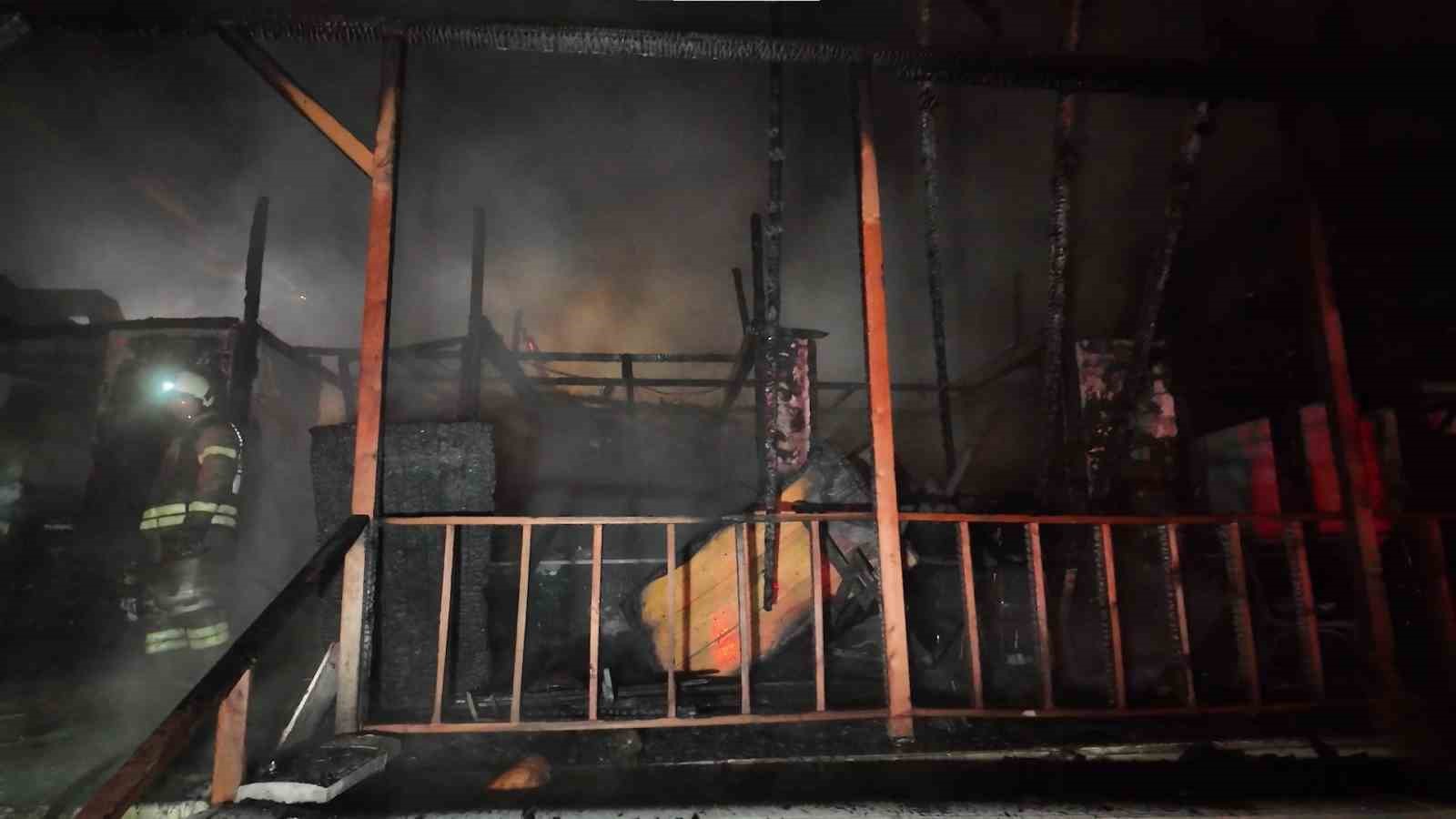 beykozda somineden cikan yangin restorani kule cevirdi 2 HgYzM4bk