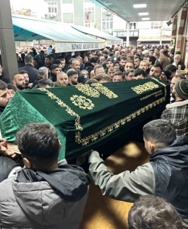 beykozda-tartisma-kanli-bitti-26-yasindaki-genc-hayatini-kaybetti-AwK1k6IV.jpg