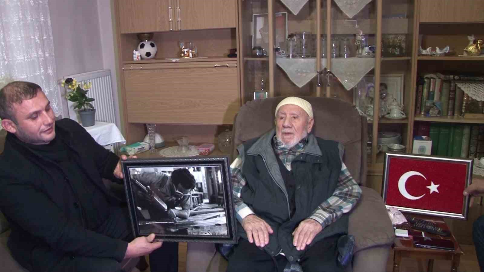 beykozda vefa gunu ulkucu sehit atilla kurtulusun babasi 100 yasinda 2 ZFTqkN9h